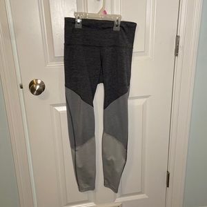 Old Navy Color-block 7/8 leggings